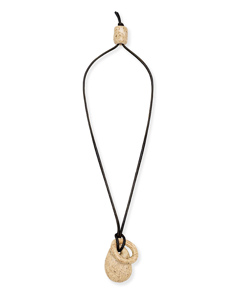 marte-mei-necklace-cm5-ceramic-leather-cord-black-ss26-front.jpg
